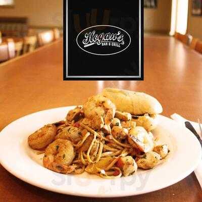 Hogan's Bar & Grill, Etters