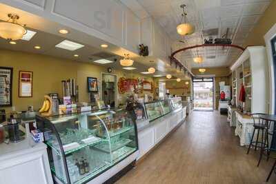 Doc Burnstein's Ice Cream Lab - Santa Maria, Orcutt