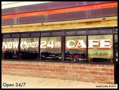 Double Clutch Cafe, Evans