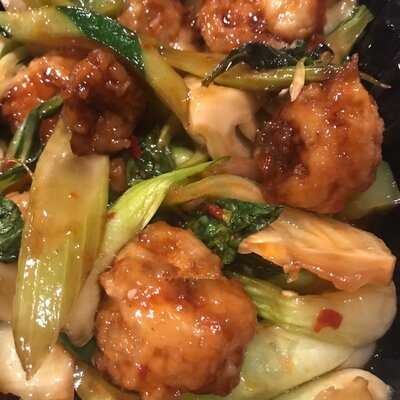Eric's New Asian Cafe