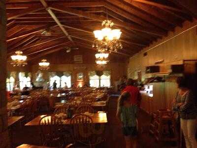 Hilltop Family Restaurant