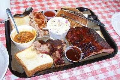 Martin's Bar-B-Que Joint, Nolensville