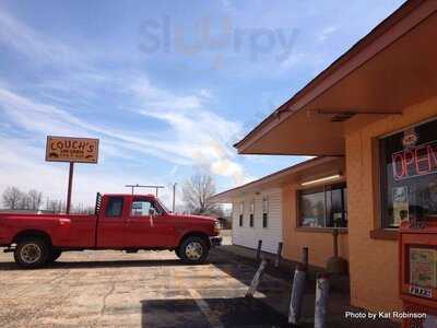 Couchs Log Cabin Bar-b-que