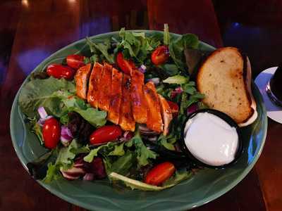 Rivers Edge Bar and Grill, East Grand Forks