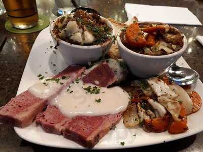 McNamara's Pub & Eatery, Dupont