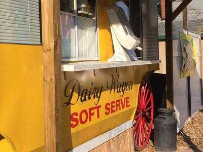 Dairy Wagon, Louisa