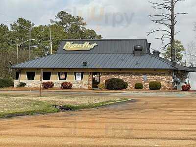 Pizza Hut, Forest