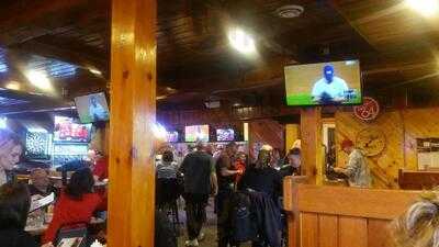 Trailside Sports Bar & Grill