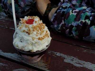 Smedberg's HomeMade One Cow Ice Cream, Oxford