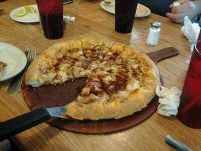 Pizza Hut / Wingstreet