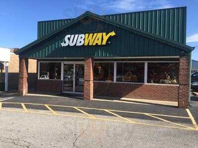 Subway, Waverly