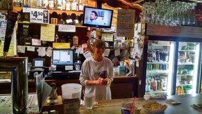 Sportsman's Bar And Grill