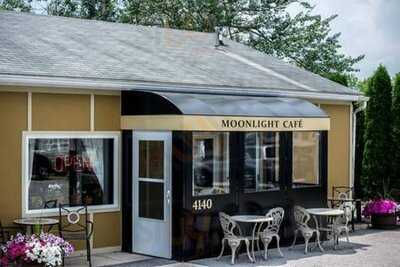 Moonlight Cafe, Dover