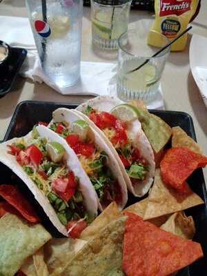 Spirit Lounge At Hotel Conneaut menu