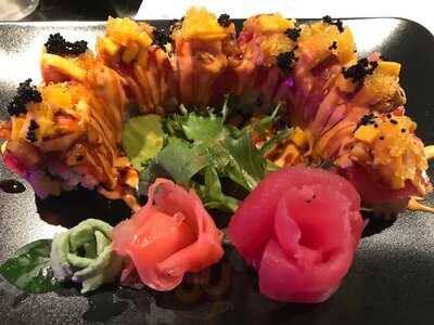 Thai Rama9 and sushi