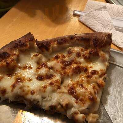 Garlic's, Jacksboro