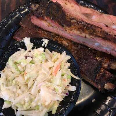 Rusty Pig, Glennville