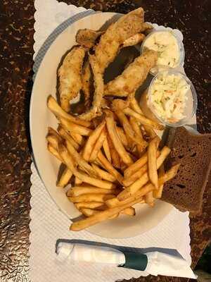 Chambers Hill Bar & Grill, Suamico