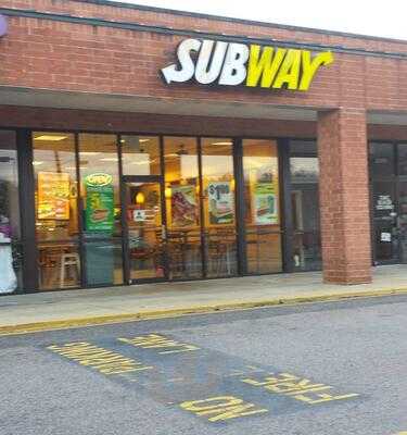 Subway, Quinton