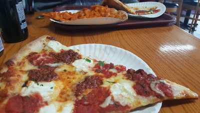 Bruno’s Pizza & Pasta