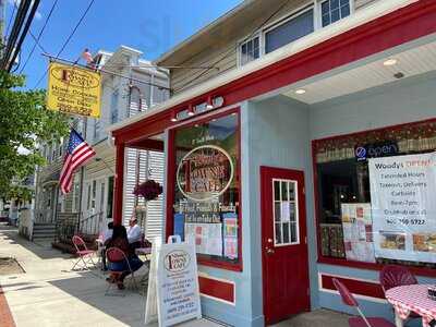 Woody's Towne Cafe, Allentown