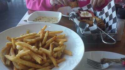 Eddy's, Onamia