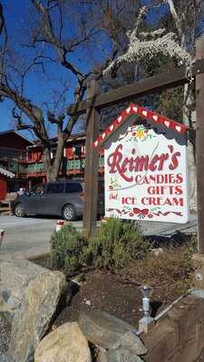 Reimer's Candies and Gifts, Three Rivers