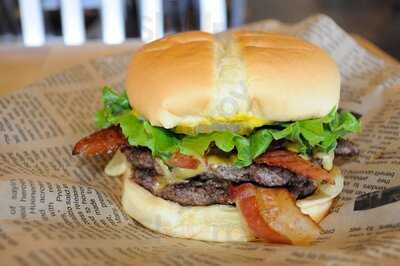 Wayback Burgers, Firebaugh