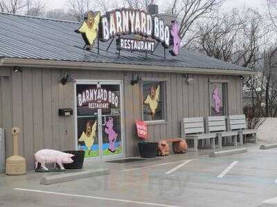 Barnyard BBQ, Milton