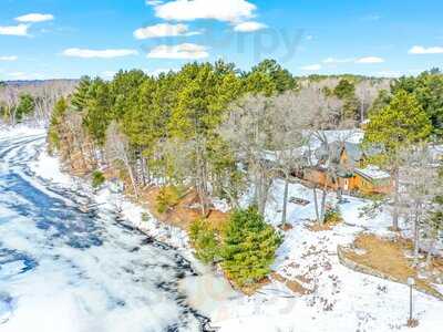 Headwaters Restaurant & Tavern menu