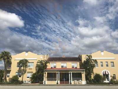 seminole inn, Indiantown