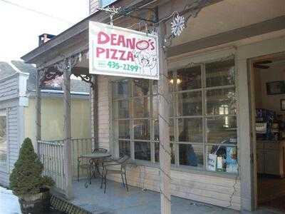 Deano's, Lakeville