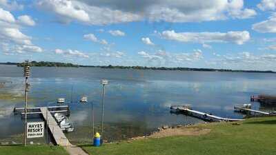 Hayes Haus Resort, Fox Lake