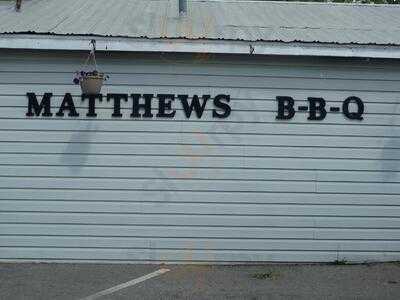 Matthew's Oak & Hickory Barbecue House, Saluda