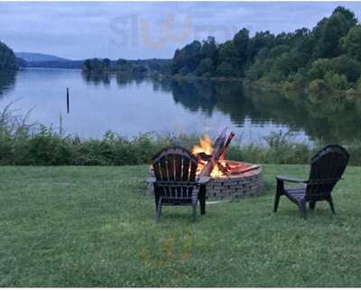 Leesville Lake Marina and Restaurant, Gretna