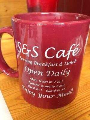 S & S Cafe