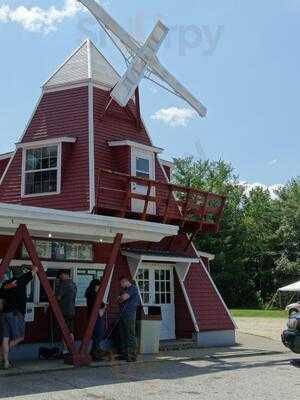 Dutch Treat Dairy Foods, Wilton