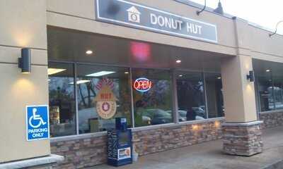 Donut Hut, Little Canada