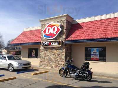 Dairy Queen Grill & Chill, Lyons