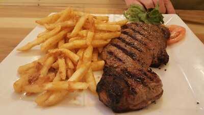 Badlands Saloon And Grille