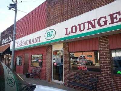 B&J's Family Restaurant and Lounge, Syracuse