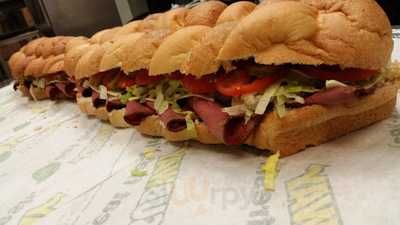 Subway, Plainview