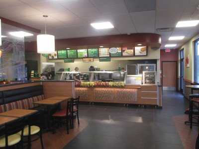 Subway Store 16438