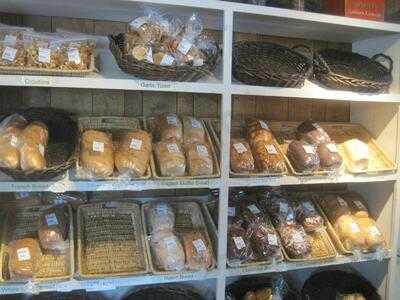 H&h Bakery And Restaurant Augres