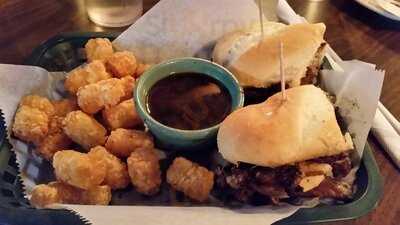 Burger And Beer, Plainville