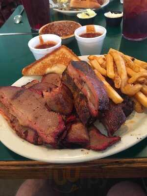 Nick's Bar-b-q & Catfish Restaurant