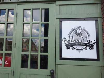 Bailee Mae's, Helena