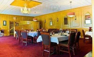 Lillie's Ice Cream Parlor