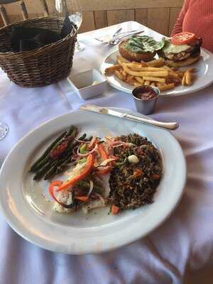 Cove Point Lodge Restaurant