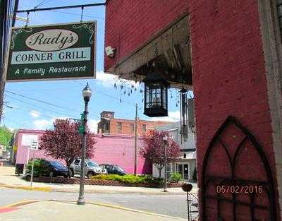 Rudy's Corner Grill, Ronceverte